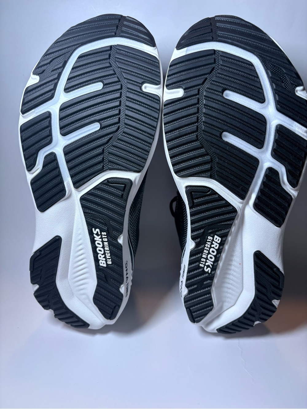 Brooks Men's Glycerin GTS 23 Size 9.5 - Picture 2 of 15